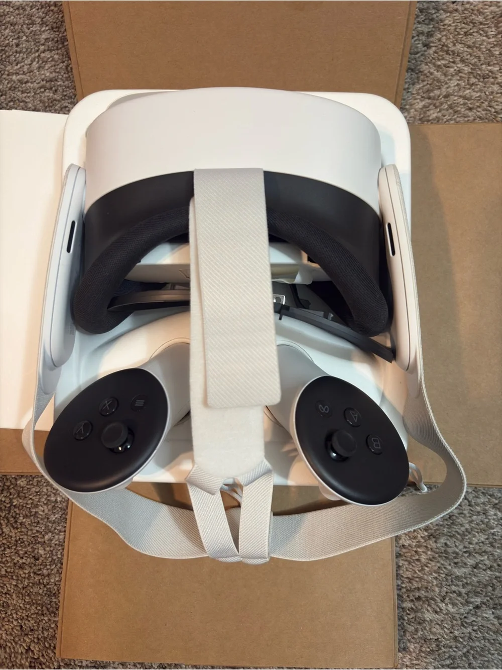 Meta Quest 3S Standalone VR Headset - White (128GB)